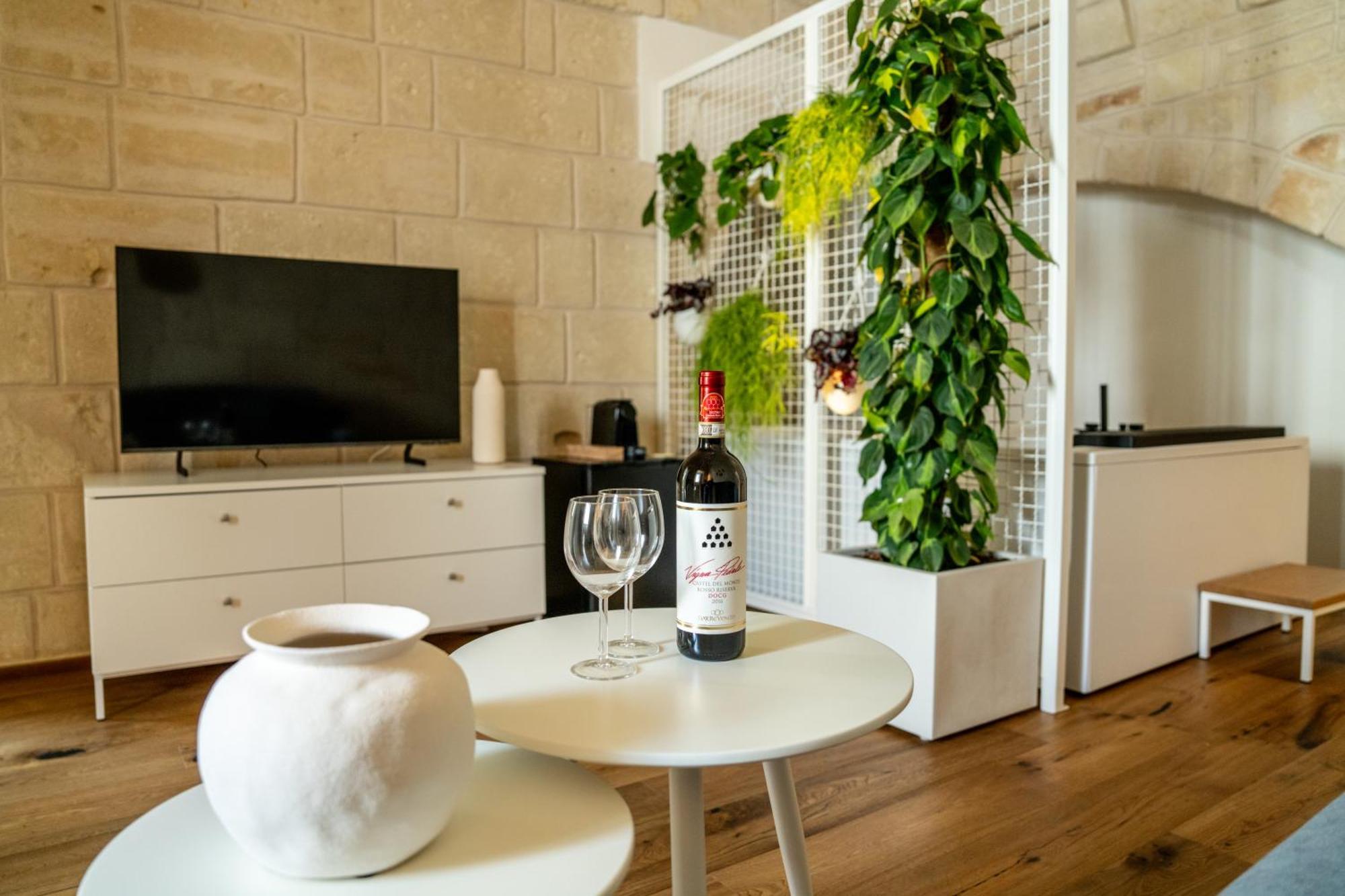 Innesto Rooms - โมโนโปลี ภายนอก รูปภาพ