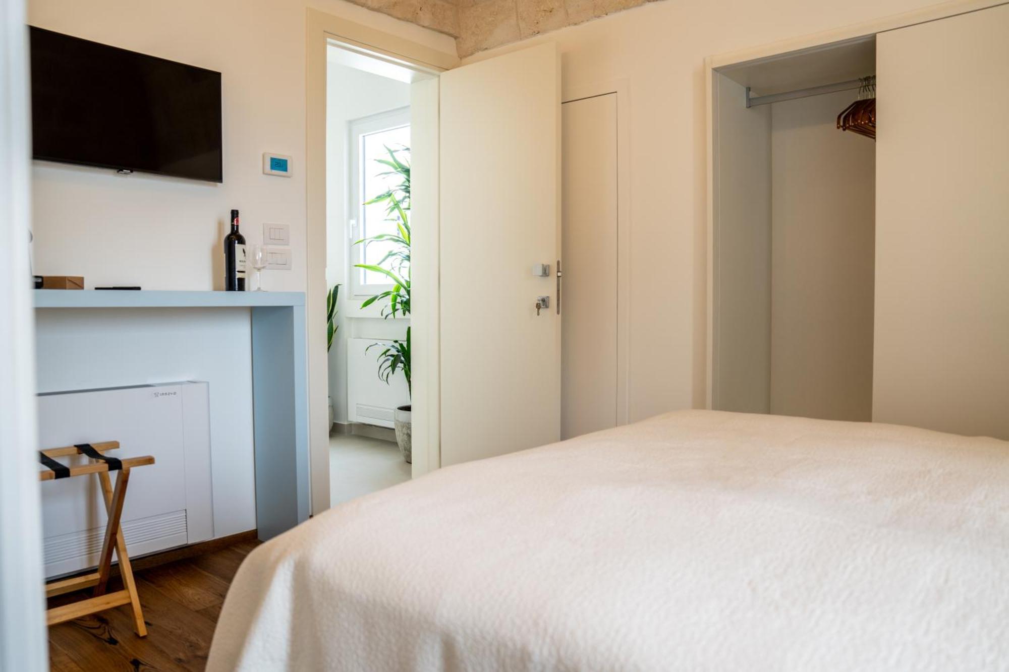 Innesto Rooms - โมโนโปลี ภายนอก รูปภาพ